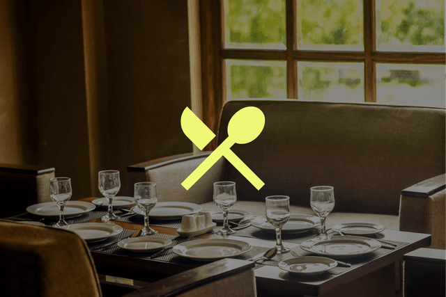 Déjeuner servi 3 plats, hors boissons